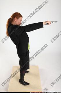 nadiya-dual-pistols-pose1